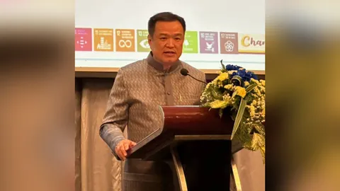 มท.1 พบ ผู้ว่าฯ ทั่วประเทศ กำชับ ปม "กำนันนก" ต้องไม่ปล่อยคนแบบนี้เป็นผู้นำ (คลิป)