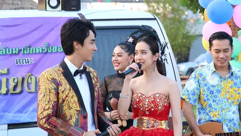 “ชิงชิง-ฟีฟ่า” ชวนฟินกันแบบจุใจ ร้องเต้นม่วนซื่นกลางตลาด ในละคร “มาเฟียลำซิ่ง”