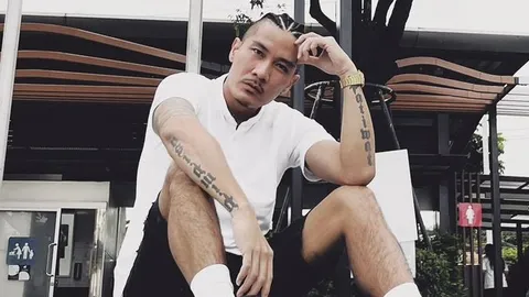 “แบงค์ ปรีติ” ไลฟ์สดแจงรูปสวมแหวนเพชรให้สาว มาจากซิงเกิลใหม่