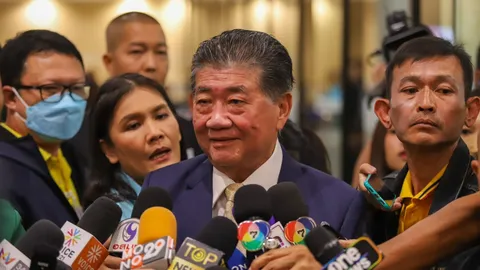 "ภูมิธรรม" รับ รัฐบาลผสมเดินยาก ไม่รู้ เอกสารปลอม ตั้ง "พายัพ ชินวัตร"