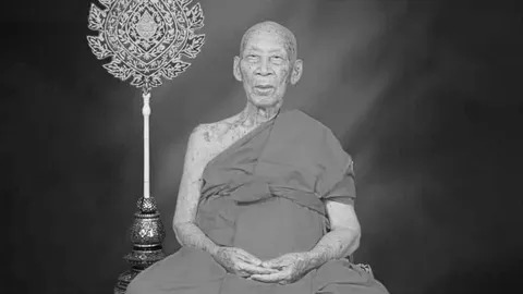 โรคชราคร่า "หลวงปู่พระราชธรรมาลังการ" เกจิดังเมืองลำปาง สิริอายุ 94 ปี