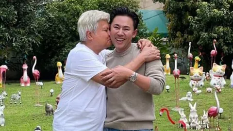 เคลียร์ใจกันแล้ว "ทนายตั้ม" โชว์ภาพคู่ "ยงยุทธ" บอกคดียังคงเป็นไปตามกฎหมาย