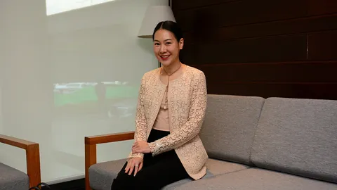 ผศ.ดร.ชนิสา งามอภิชน นักวิชาการไฟแรง รักในสิ่งที่ทำและพร้อมพัฒนาไปกับลูกศิษย์