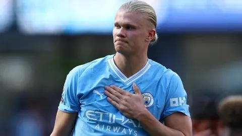 เสียวทั้งลีก “2 ทีมยักษ์ใหญ่” สนคว้า “ฮาลันด์” ดาวยิง “แมนฯ ซิตี้” ค่าฉีกสัญญา 6.6 พันล้าน