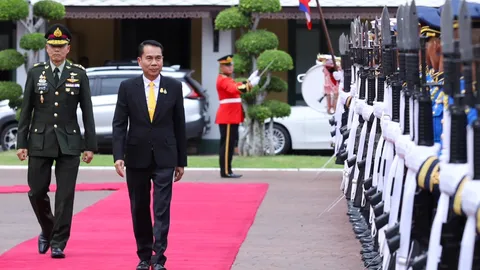 “สุทิน” ถือฤกษ์ 13.13 เข้า กลาโหมวันแรก นิมนต์เกจิชื่อดัง บ้านเกิดทำพิธี