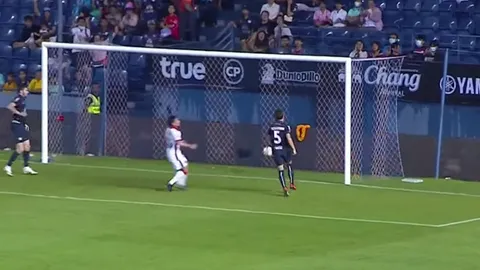 "ธวัชชัย" ซัดเปิด "ธีราทร" ซัดปิด "บุรีรัมย์" ไล่ถล่ม "ตราด" สิบคน 4-0 แซงขึ้นฝูงศึกไทยลีก