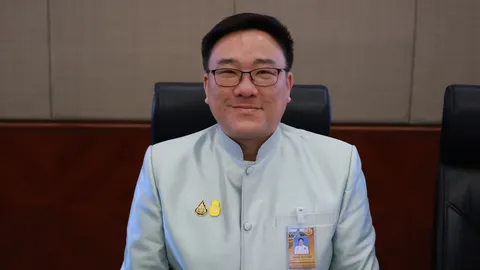 จากรุ่นสู่รุ่น