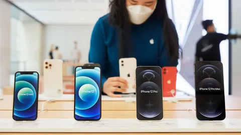 Apple เร่งออกซอฟต์แวร์อัปเดตแก้ปัญหารังสีบน iPhone 12