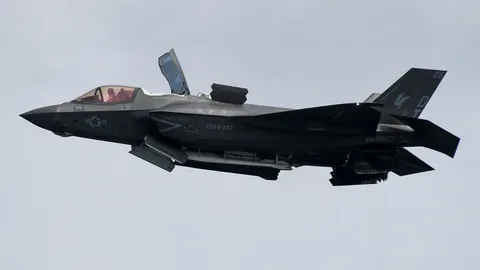 สหรัฐฯ เจอซากชิ้นส่วนเครื่องบินขับไล่ เอฟ-35 ที่หายไปแล้ว