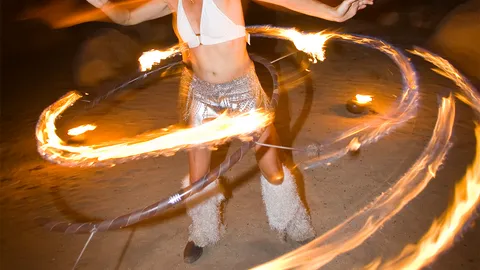 ควงเอวในเปลวเพลิง