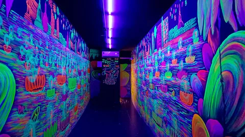 ถ้ำเรืองแสง! แทรกธรรมะ