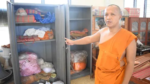 โจรชั่วขโมยผ้าไตรวัด ขอบูชาไปใช้ในงานศพ กวาดเกลี้ยง 80 ผืน