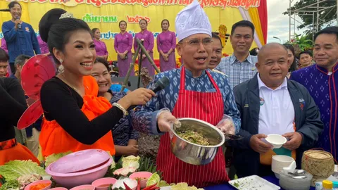 เทศกาลกินต่อหัวเสือ หนึ่งเดียวในโลกที่นครพนม เปิดเมนูพิซซ่า ซูชิ จากตัวต่อ 