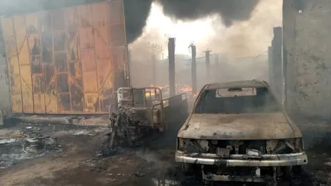 ไฟไหม้โกดังเก็บน้ำมันผิดกฎหมายในเบนิน คร่าชีวิต 35 ศพ