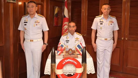 ผบ.ทสส. อำลาทัพเรือ รล.ปิ่นเกล้า ยิงสลุต 19 นัด เพื่อเป็นเกียรติ