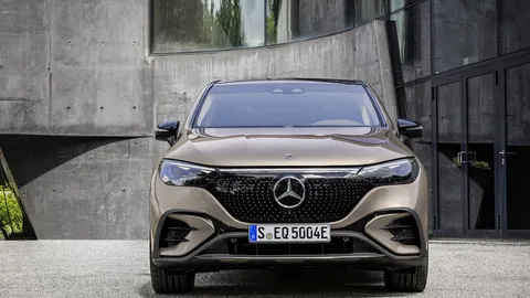 มาแล้วอย่างหล่อ รุ่นและราคา MERCEDES-BENZ เปิดตัวรถยนต์ไฟฟ้า EQE SUV และ EQE 53 4MATIC +