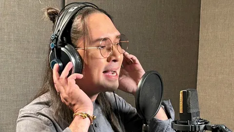 “พีธ พีระ” ถ่ายทอดเพลง “คนนั้นคือเธอ” OST ซีรีส์ฮอต “ฟางเล่นไฟ” อินเนอร์มาเต็ม