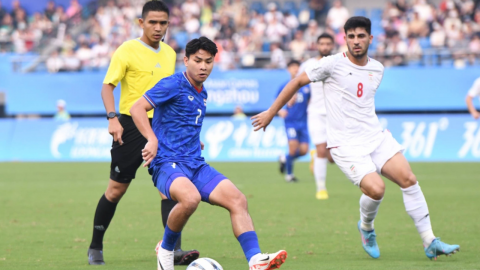 พลาดกันเอง "ทีมชาติไทย" แพ้ "อิหร่าน" จบเส้นทาง ฟุตบอลชายเอเชียนเกมส์ 2022 รอบ 16 ทีม