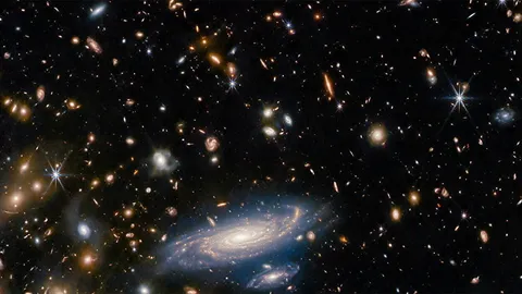 เจมส์เวบบ์และอัลมาจับตา กระจุกกาแล็กซี