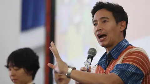 "พิธา" ร่วมเสวนา บอก รัฐบาลไทยควรประกาศ ปี 2578 จะปลดระวางถ่านหิน