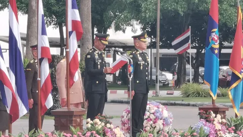 "กองทัพไทย" จัดพิธีรับมอบหน้าที่ ผบ.ทสส. "พล.อ.เฉลิมพล" กับ "พล.อ.ทรงวิทย์"