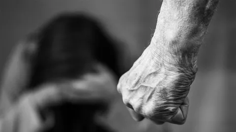 ไขปมพ่อฆ่าลูก 5 ศพ วัฏจักรความรุนแรง