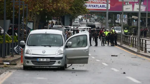 ตุรกีระทึก มือระเบิดฆ่าตัวตาย บึมสนั่นใกล้รัฐสภา ในกรุงอังการา