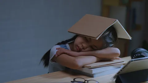 การกดดันในตัวเด็กมากจนเกินไป ดีหรือไม่ ส่งผลกระทบอะไรได้บ้าง