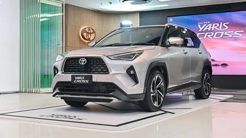 เปิดตัว Toyota Yaris CROSS ราคาเริ่ม 789,000 บาท เครื่องไฮบริด ออปชันจัดเต็ม