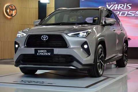 ส่องก่อนซื้อ รายละเอียด TOYOTA YARIS CROSS HEV มีดีที่ 26 กิโลฯ/ลิตร! 