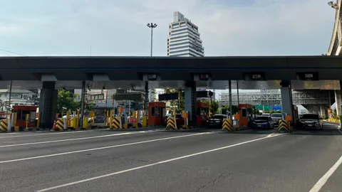 ยกเว้นค่าทางด่วน วันหยุดราชการ 13 ต.ค. 66 เช็กเลยมีทางพิเศษไหนบ้าง