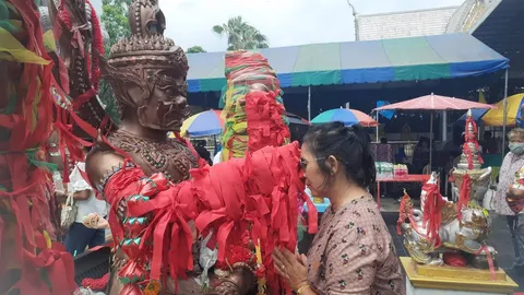 รวมไว้ให้ "เลขเด็ดงวดนี้" จาก "ท้าวเวสสุวรรณ" อย่าลืมส่องลุ้นโชค 16/10/66