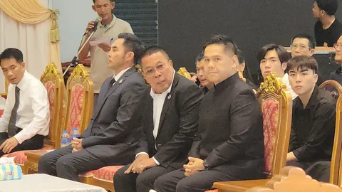 "วราวุธ" แสดงความเสียใจ ร่วมรดน้ำศพ ภรรยาของ สส.นครปฐม "ชาติไทยพัฒนา" 