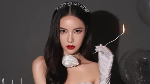 วันเกิดปีนี้ "มุก-วรนิษฐ์" ปล่อยภาพตัวเองเซตถ่ายฉลองวัยครบ 27 ปี แบบสวยฉ่ำมาก