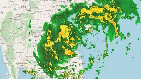 อุตุฯ ฉบับ 6 พายุดีเปรสชันทะเลจีนใต้ ทวีความรุนแรงเป็นโซนร้อน "ซันปา" แล้ว 