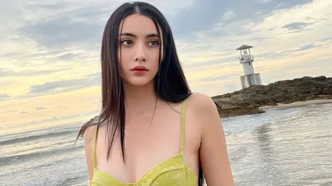 "มุกดา นรินทร์รักษ์" ก็ขอเสิร์ฟความแซ่บด้วยวันพีซเขียวจี๊ด แฟนๆร้องอยากให้แซ่บอีก