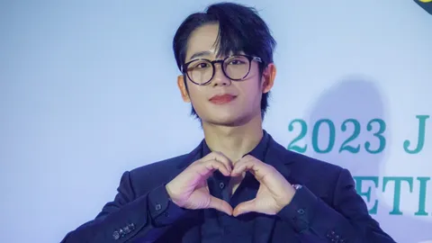 จองแฮอิน เจ้าของรอยยิ้มสุดละมุน ส่งประโยคสุดอ้อนถึงแฟนไทย "ผมรักคุณ"