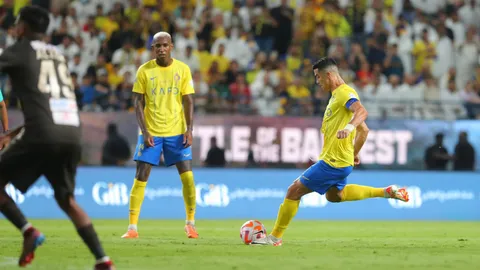 “โรนัลโด” ซัดฟรีคิกสุดโหด พา “อัล นาสเซอร์” เชือดคู่แข่ง 2-1 ทะยานอันดับ 3 ลีกซาอุฯ (คลิป)