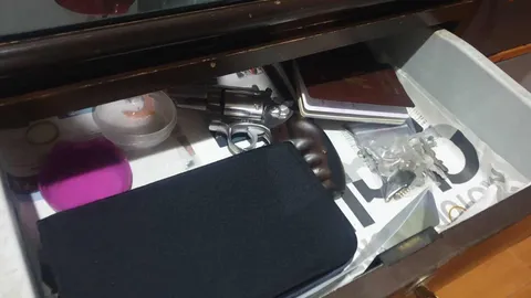 ช็อก ด.ช. 14 ปี โดนปืนที่หัวสาหัส เผยเครียดป่วยโรคทางเดินปัสสาวะ 