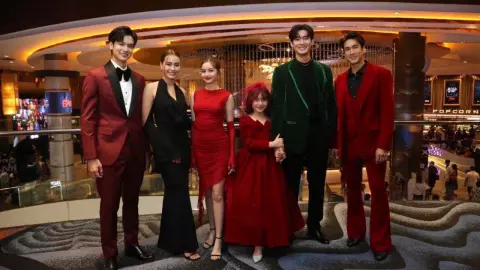 ดาราตบเท้าร่วมงานกาลา หนังเขย่าขวัญ ธี่หยด ตำนานเรื่องเล่าสุดหลอน 