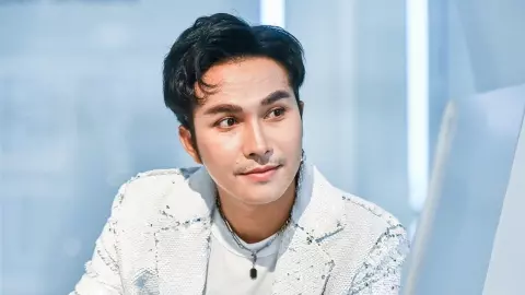 "วัฒน์ ศิวดล" ขวัญใจแม่ฮัก มาแรง! ไอดอลพระเอกหมอลำ คิวโชว์ยาวถึงปีหน้า