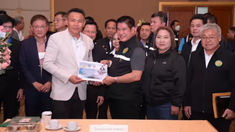 "ธรรมนัส" ลุย "สมุทรสาคร" รับฟังปัญหา พร้อมสั่งเร่งแก้ปัญหาให้ชาวประมง