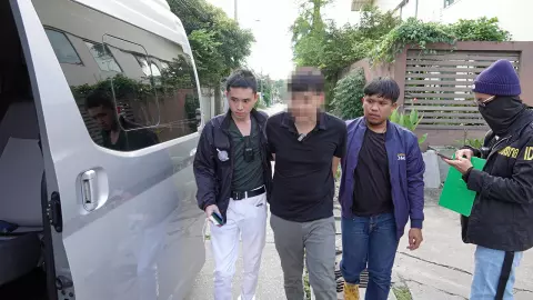 ไฮโซปลอม 