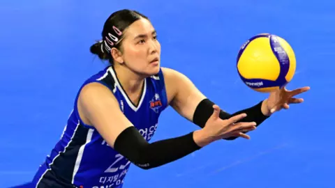 ตอนนี้ได้ 80% “โค้ชไอบีเค” ปลื้ม “พรพรรณ” ทำดีขึ้น ขาดแค่ “ภาษากาย” ที่ต้องปรับเพิ่ม