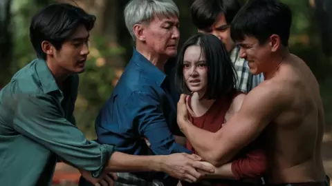 หมอวิเคราะห์ "น้าแย้ม ธี่หยด" อธิบายทางการแพทย์ อาจไม่ได้ผีเข้า 