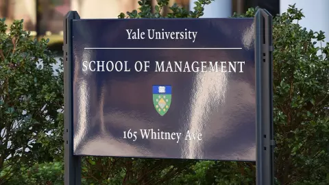 มหาวิทยาลัยชั้นนำสหรัฐฯ วิกฤติ คนสมัครเรียน MBA น้อยลง เลือกทำงานมากกว่าเรียนต่อ