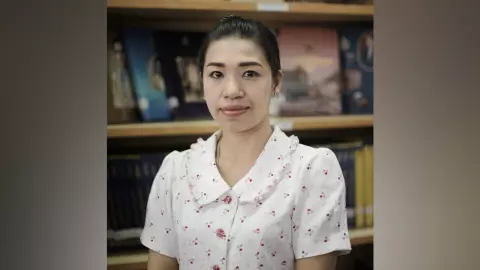 โซเชียลอาลัย "ครูเจี๊ยบ" เสียชีวิตหลังโดนลูกหลง คนร้ายบุกยิงอริต่างสถาบัน