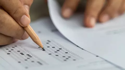 สมัคร TCAS67 ฟรี 10 คณะ รอบ “แอดมิชชัน” ช่วยลดเหลื่อมลํ้า นักเรียนเฮ!