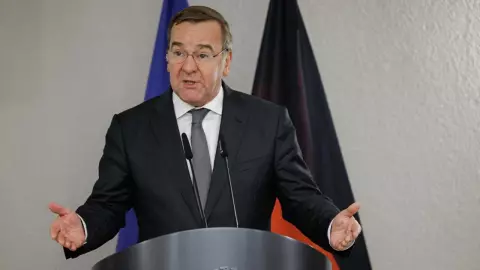 EU เสียงอ่อย ส่งลูกปืนใหญ่-มิสไซล์ให้ยูเครน 1 ล้านลูกไม่ทันตามเป้า