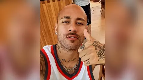 เกรียนของแท้! “เนย์มาร์” อวดทรงผมใหม่ ไฉไลกว่าเก่า